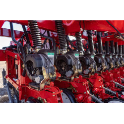 Sembradora Apache 27000+