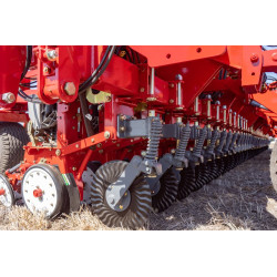 Sembradora Apache 27000+